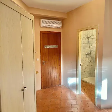 Country house Mas La Ginesta - Ideal Per Families Amb Infants Borrassa